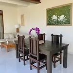 D\'Sumi Villa